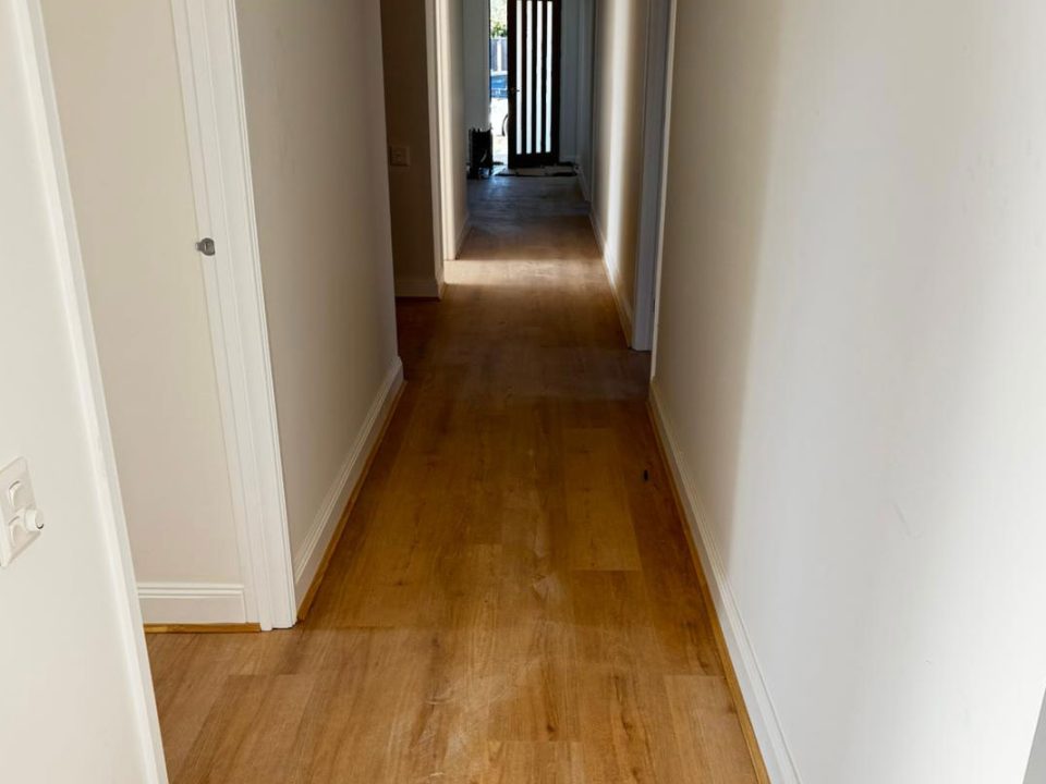 gallery-item