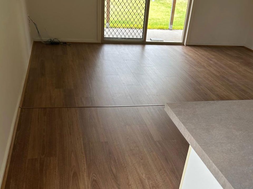 gallery-item